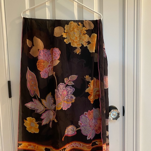 Leonard Paris Scarf - Picture 5 of 6